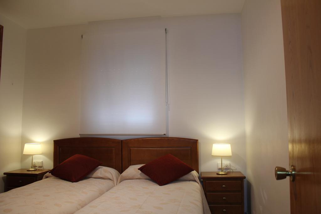 Apartamentos Picea Azul Vega De Espinareda Bilik gambar